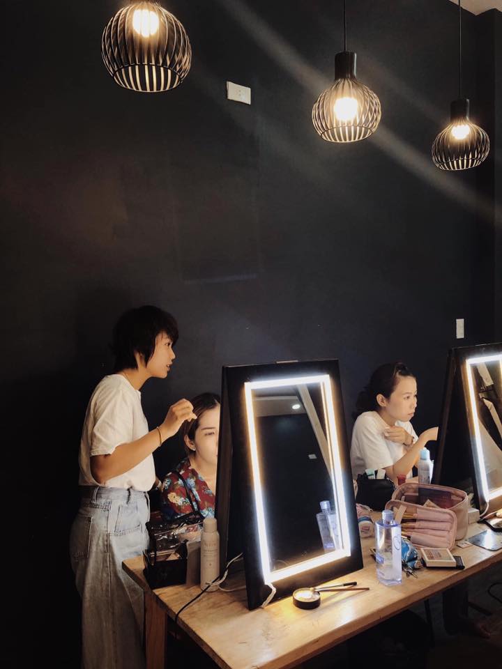 Học makeup ở nha trang: tìm hiểu các lớp dạy trang Điểm chất lượng